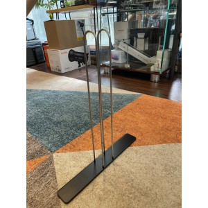 Chân giữ xốp hắt sáng 